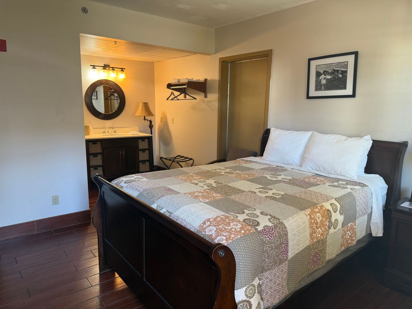 Victory Station Hotel