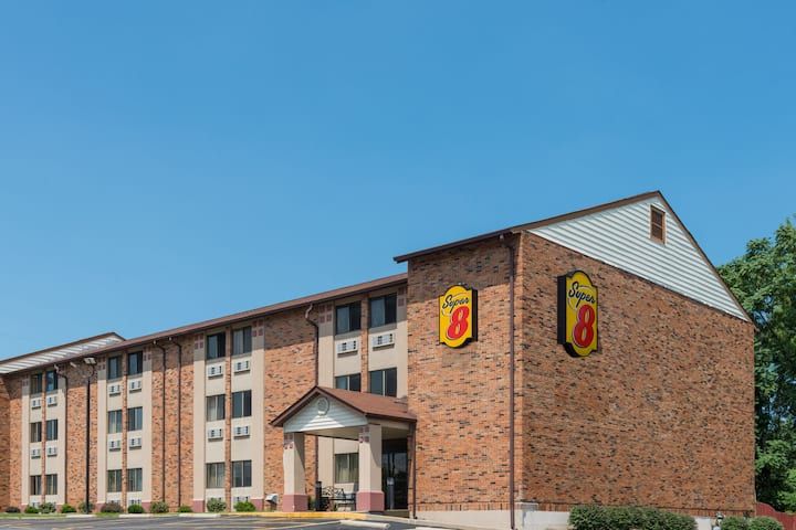 Super 8 by Wyndham