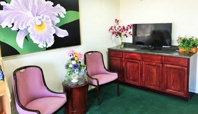 Tollway Inn