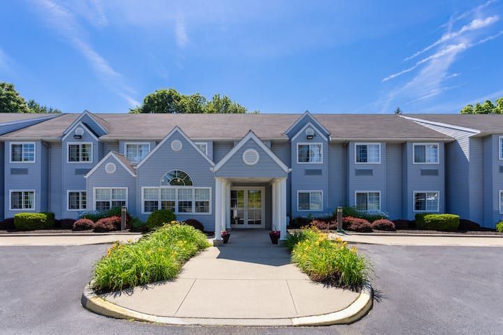 Microtel Inn & Suites by Wyndham Bethel