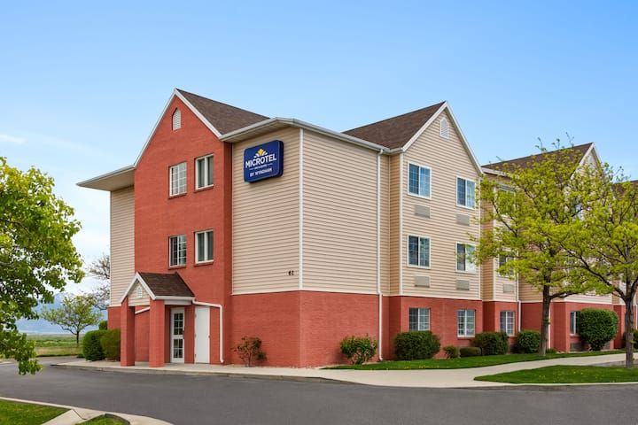 Microtel Inn & Suites by Wyndham Salt Lake City Airport