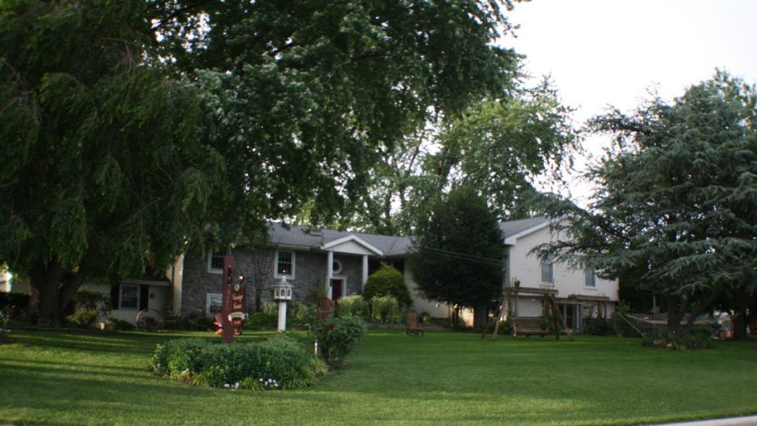 Carriage Corner Bed & Breakfast