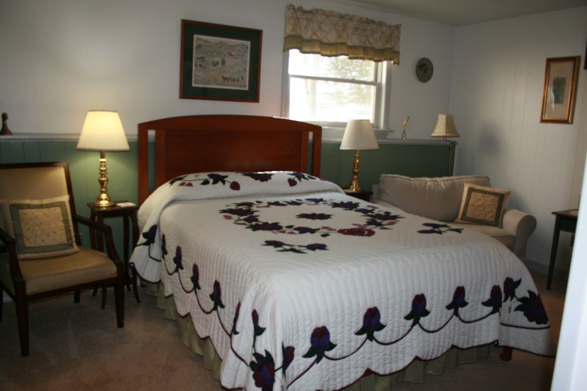Carriage Corner Bed & Breakfast