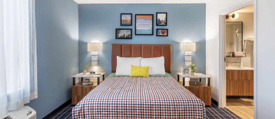Uptown Suites Tampa Riverview