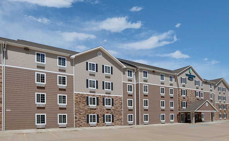 WoodSpring Suites