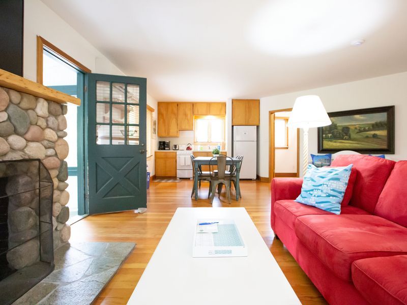 The Leland Lodge