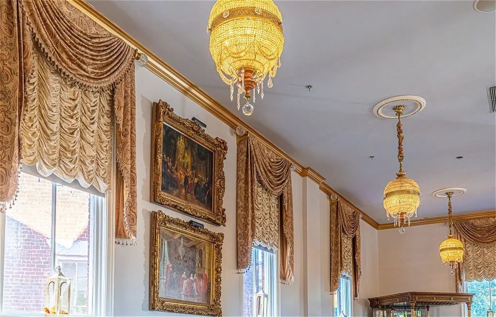 The Martha Washington Inn