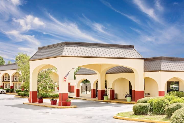 Days Inn