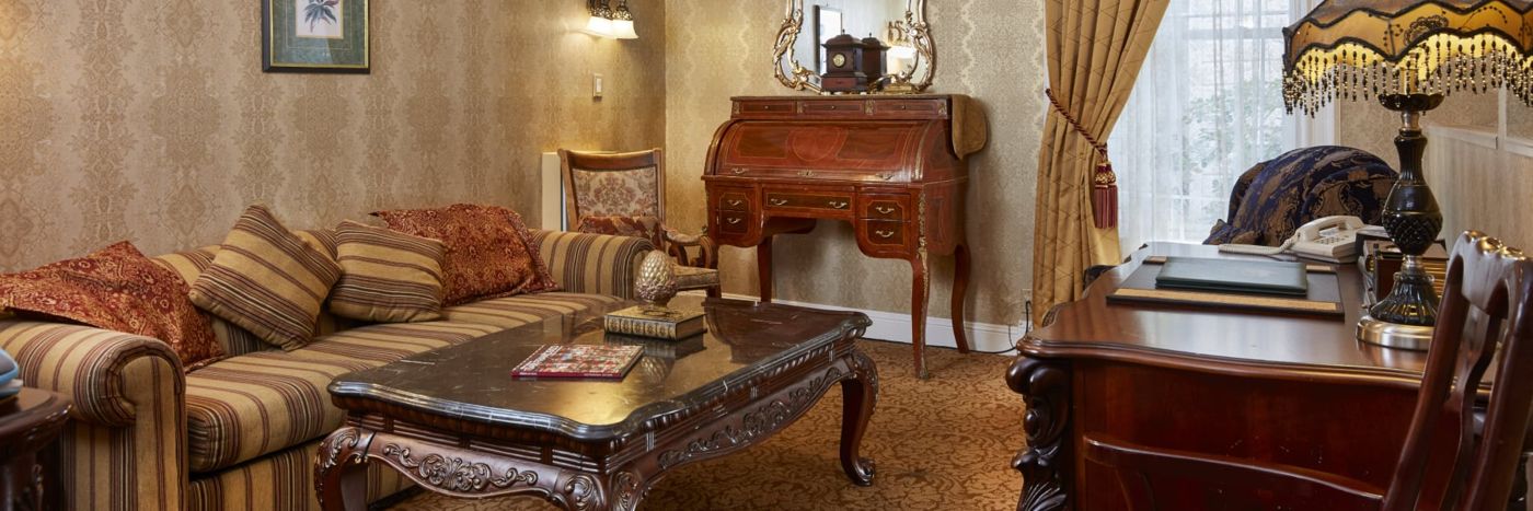 Queen Anne Hotel