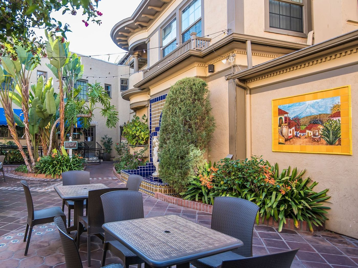 The El Cordova Hotel