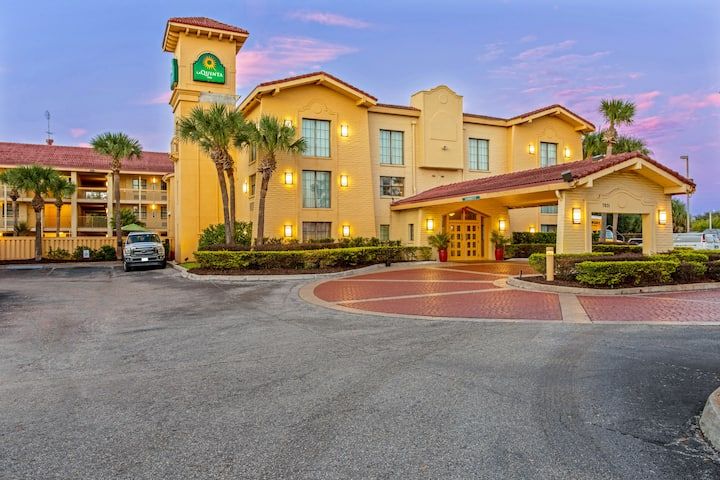 La Quinta Inn Orlando Airport West
