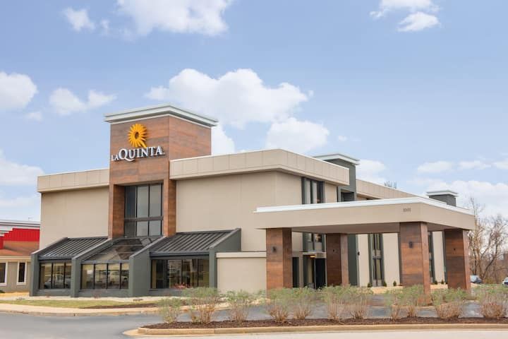 La Quinta Inn & Suites Festus - St. Louis South