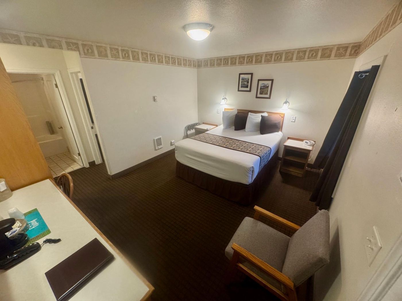Ocean Breeze Motel