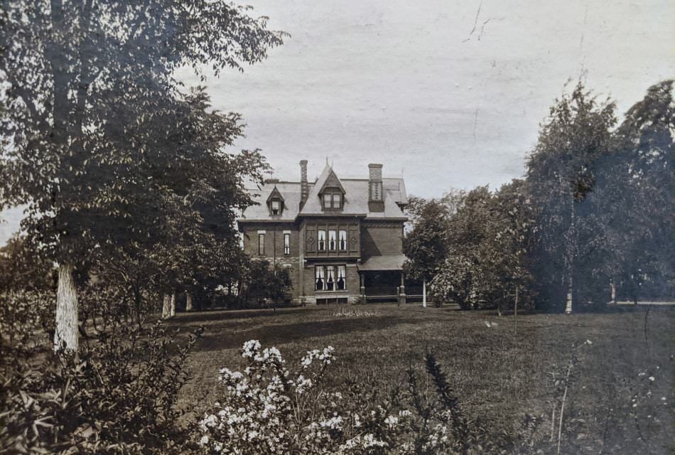 Spencer House Bed & Breakfast