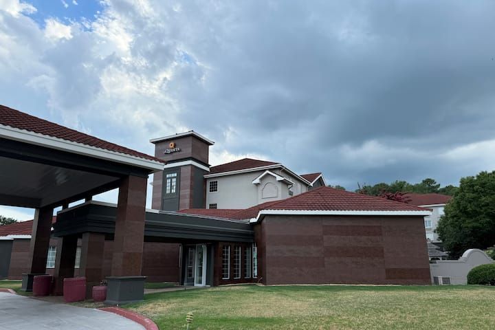 La Quinta Inn & Suites Birmingham Homewood