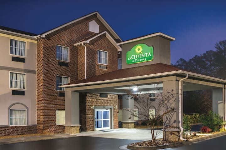 La Quinta Inn & Suites Rome