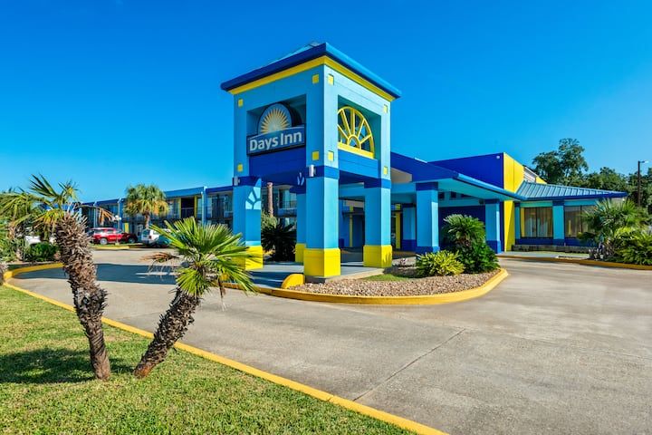 Days Inn by Wyndham Lafayette Near Lafayette Airport