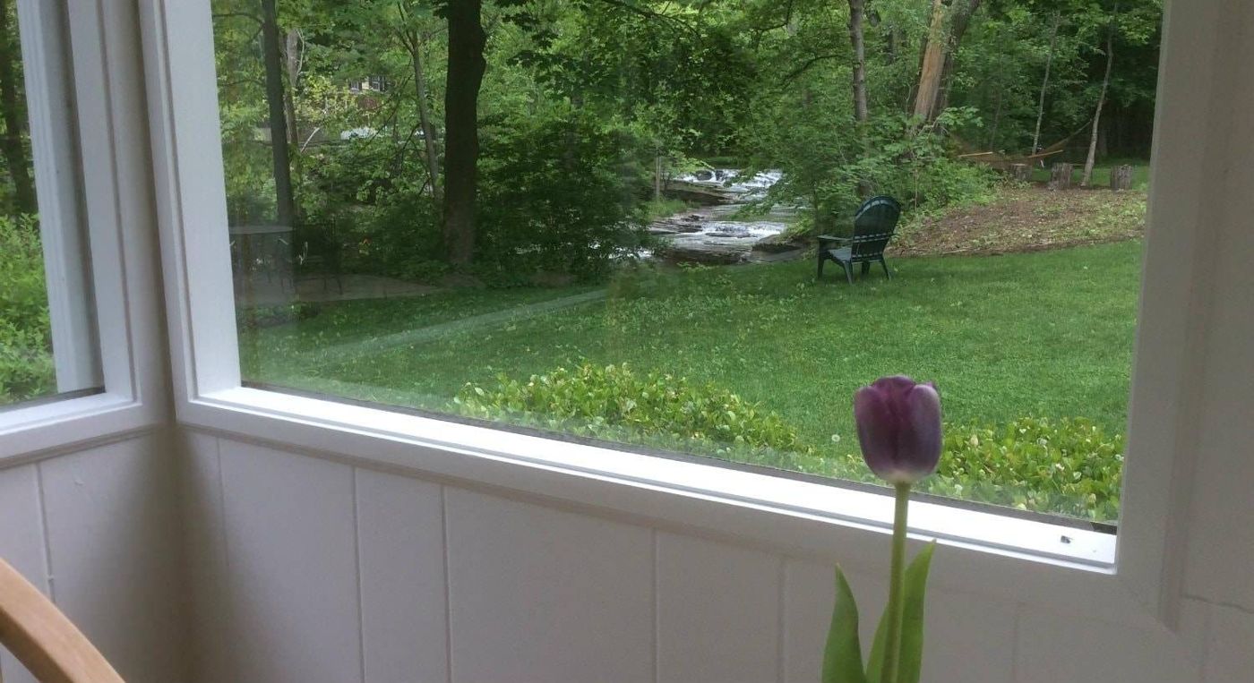 The Woodstock Inn on the Millstream