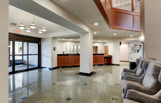 Drury Inn & Suites Birmingham Lakeshore Drive
