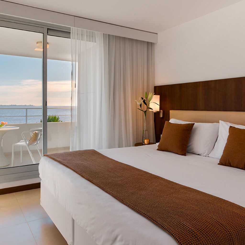 Hotel dazzler