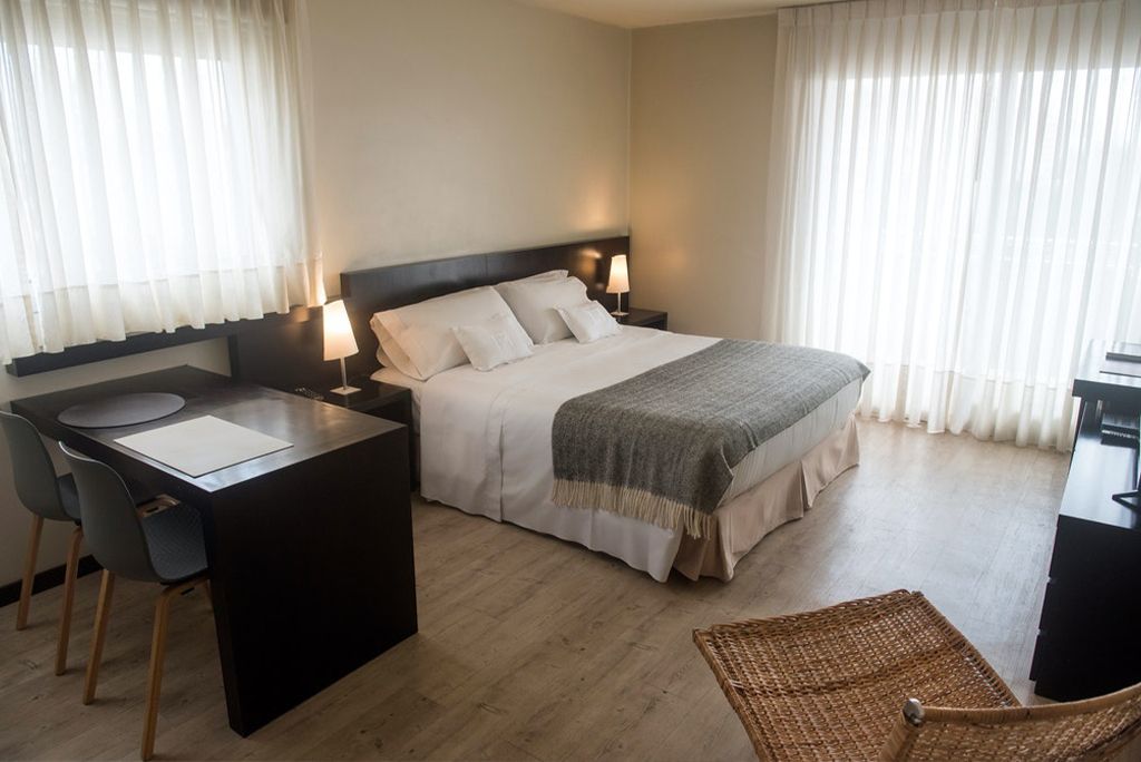 27 Suites Apart Hotel