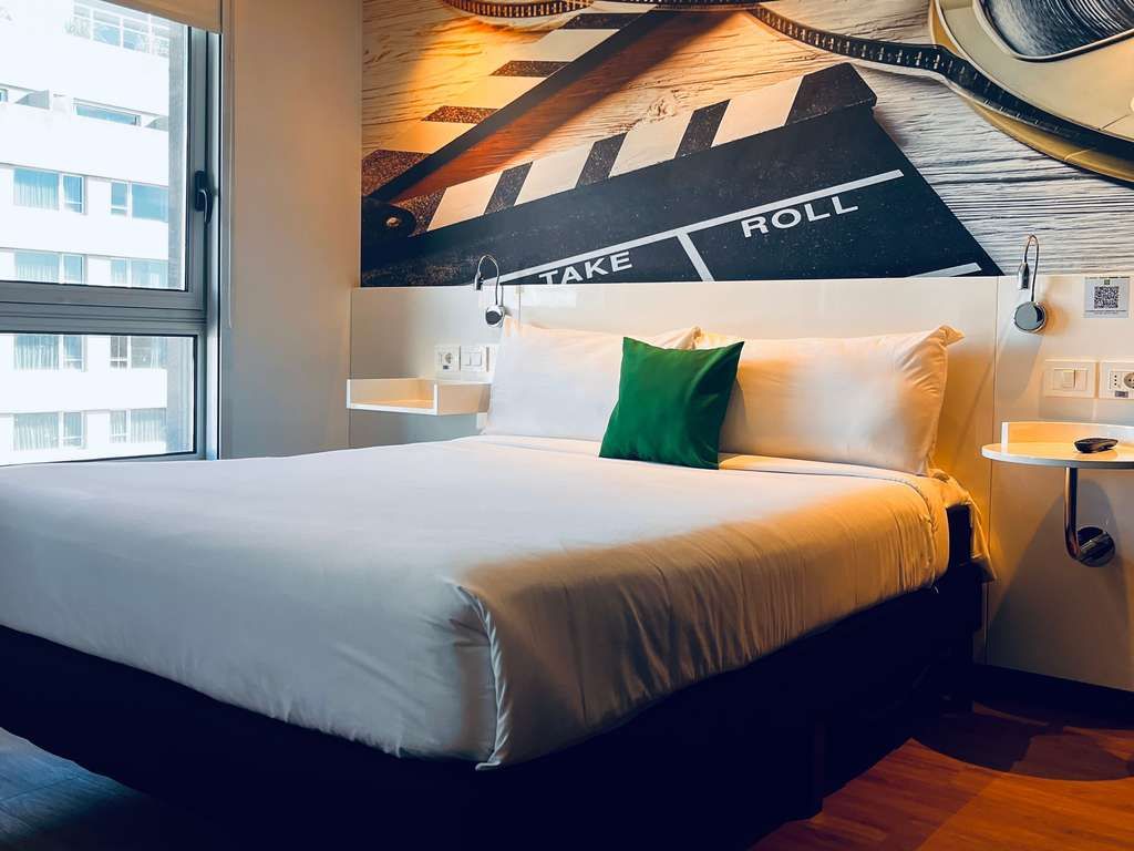 ibis Styles Montevideo Biarritz