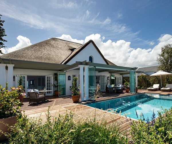 La Fontaine Guest House