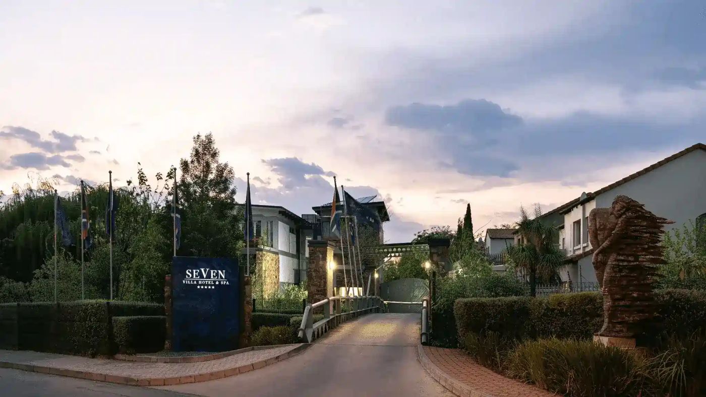 Seven Villa Hotel & Spa