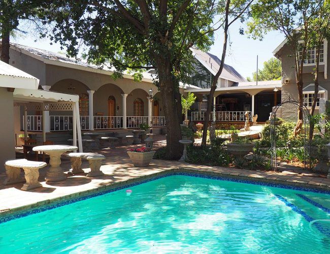 Hobbit Boutique Hotel