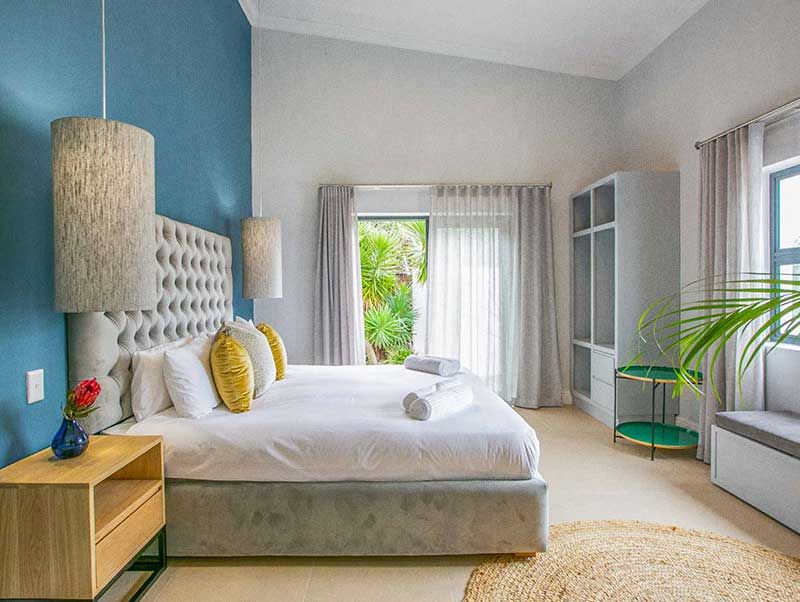Hout and About Guest House