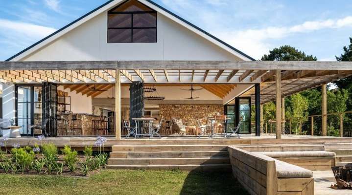 Crags Country Lodge & Restaurant