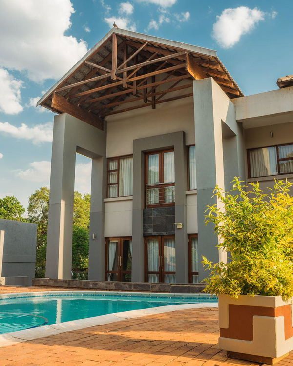 Tamboti Lodge