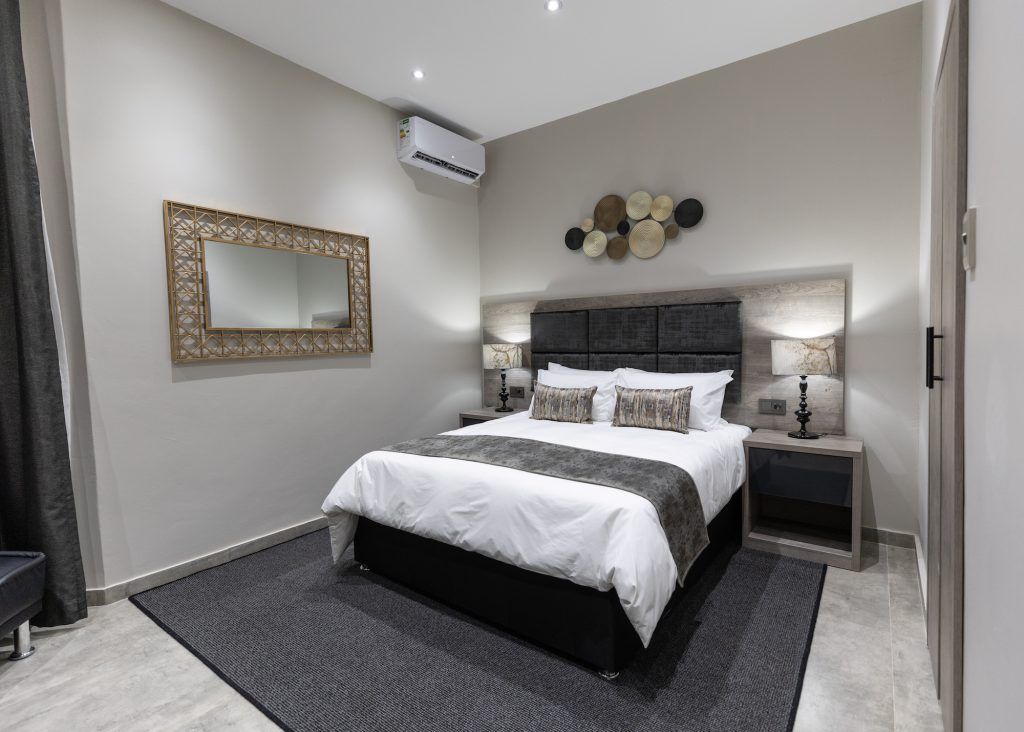 Luxe Suites Hotel