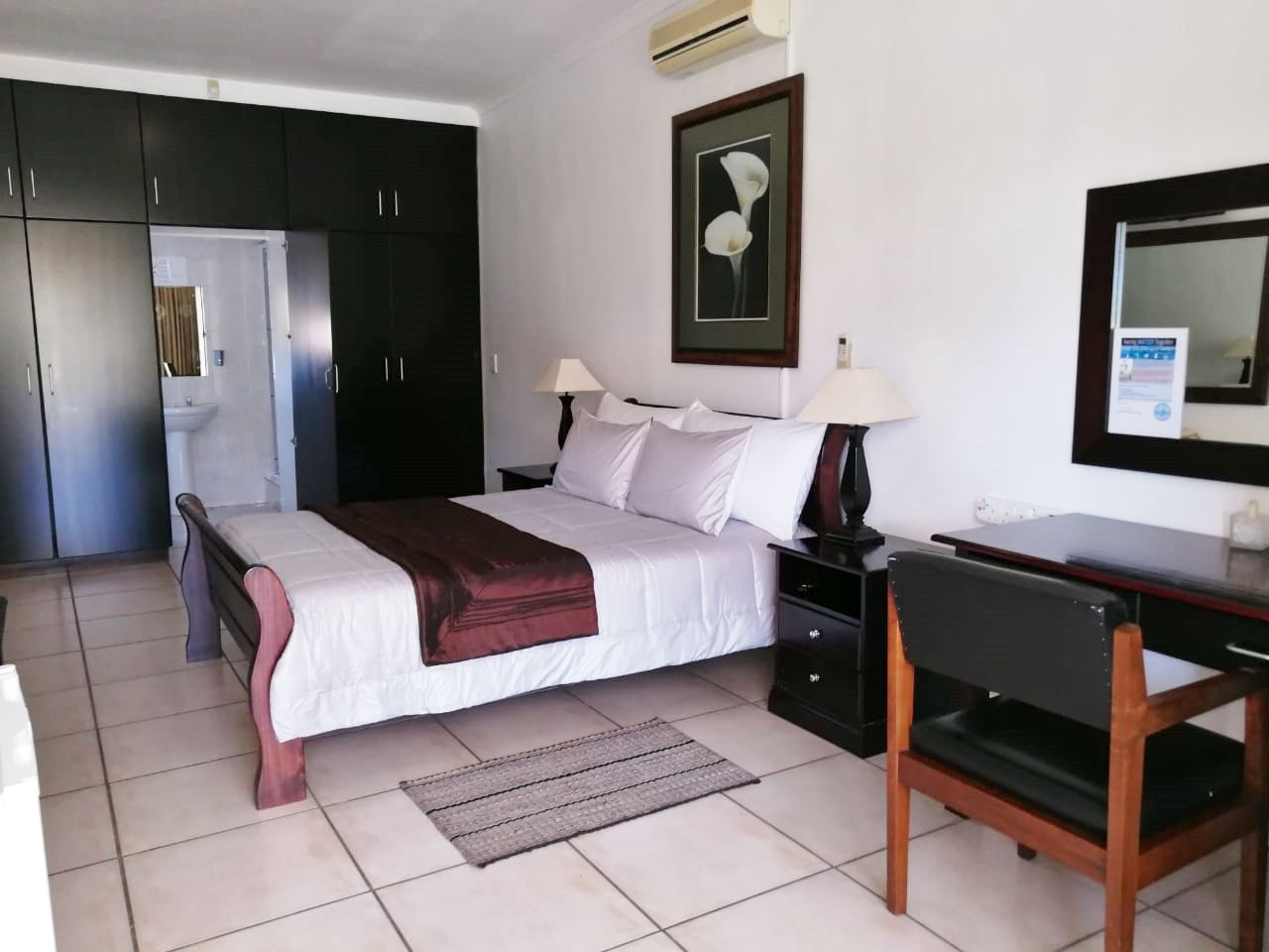 Sunset Boulevard Riverlodge - Corporate Guesthouse Paarl