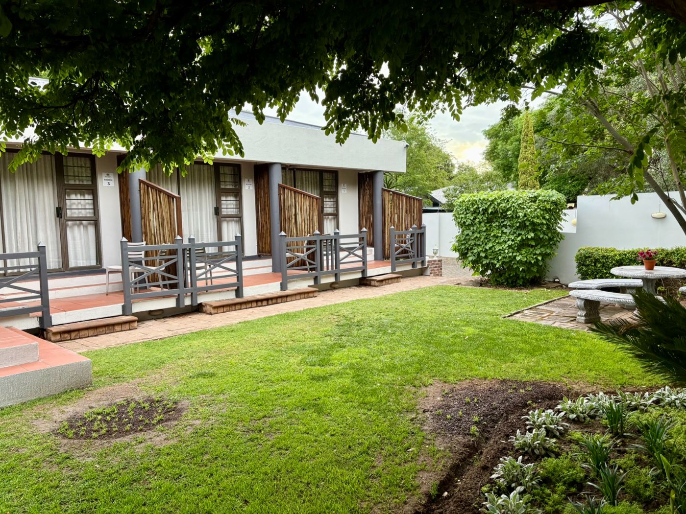The Suburban Guest House Bloemfontein