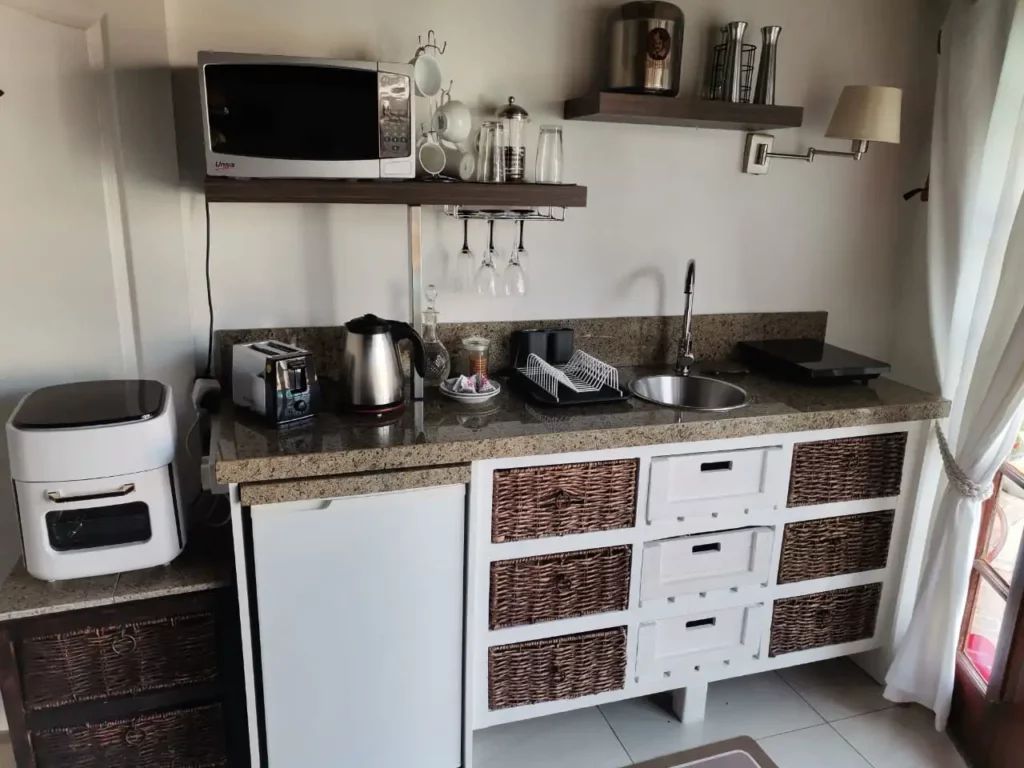 Pelican Place Guest Cottages
