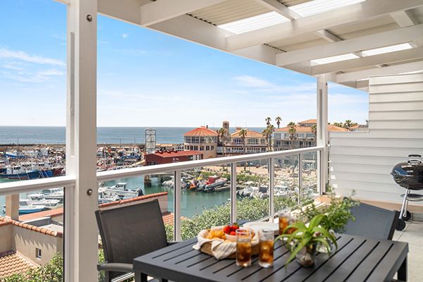 Harbour Club